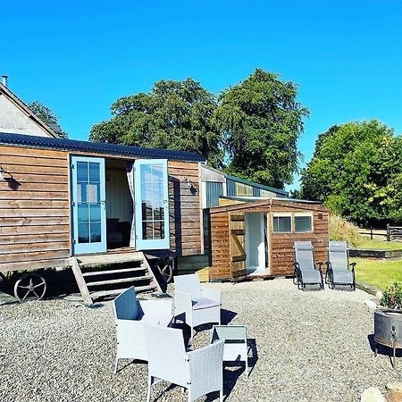 Apartamento The Shepards Hut Llwyn-Dafydd Exterior foto